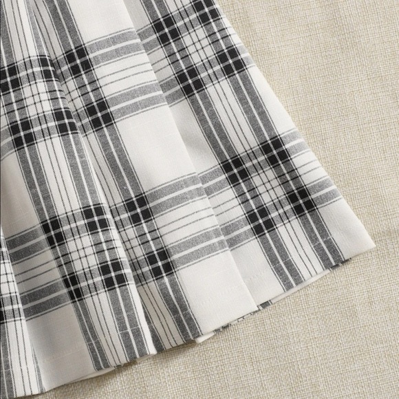 Skirt - Picture 5 of 6